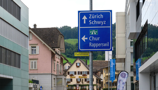 Wo liegt Pfäffikon SZ und wo finde ich die Schulen Pfäffikon SZ?