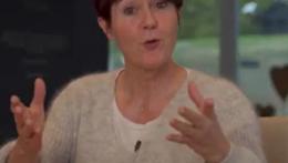 Vorschaubild des Videos «Persönlichkeitsentwicklung mit Pferden»