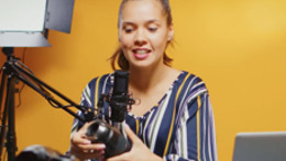 Vorschaubild des Videos «Cross Media Production»