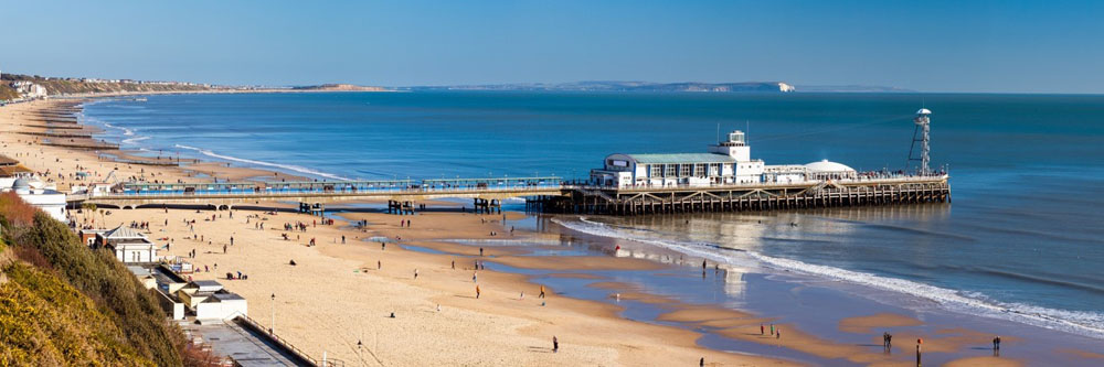 Schiffsanlegestelle im Bournemouth im Süden Englands