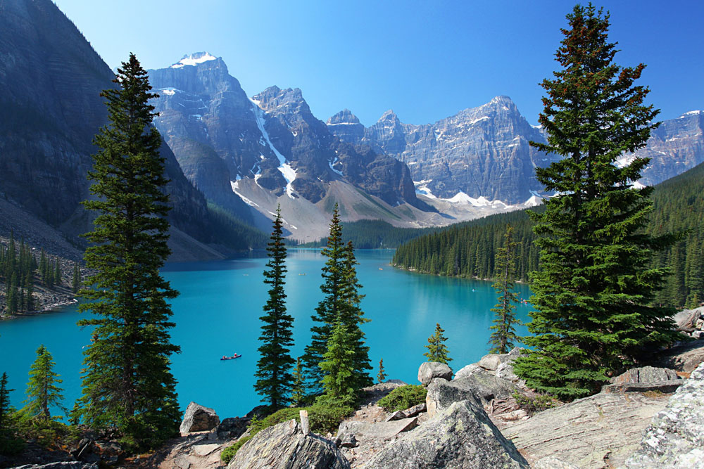 Moraine Lake in den kanadischen Rocky Mountains