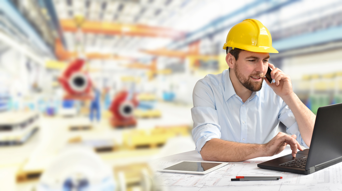 Un technicien ES Planification des travaux surveille le budget des différentes phases de construction.